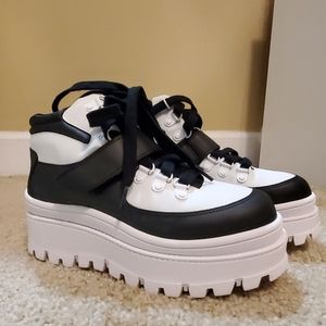 Jeffrey Campbell Top Peak Platform Sneaker